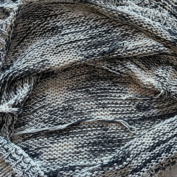 Vero Moda  Knit Sweater Sz XL - Picture 9 of 13